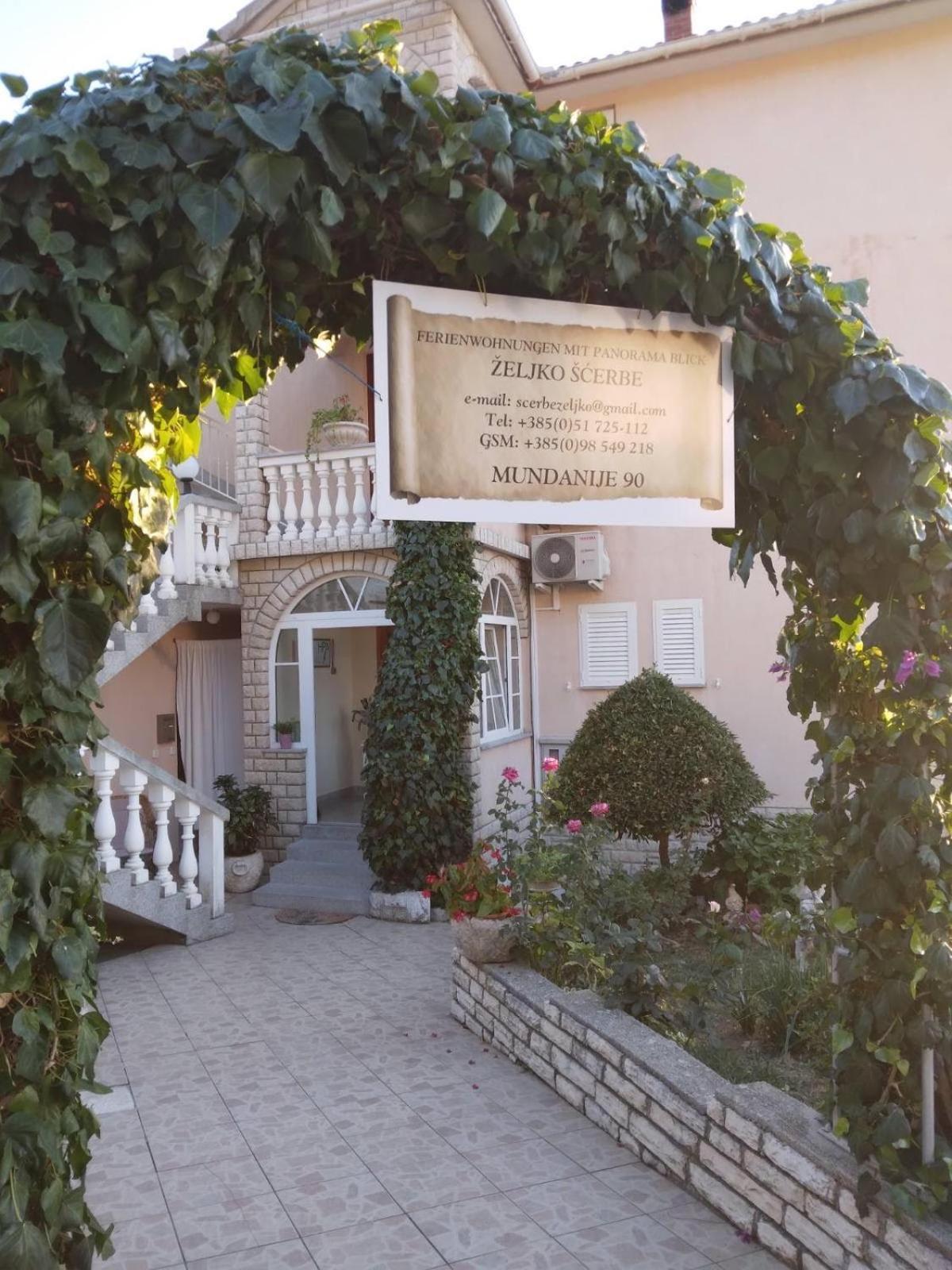 Apartments Panorama View Zeljko Scerbe Mundanije Dış mekan fotoğraf